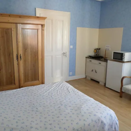 Chambre Individuelle A Lit Double Dans Une Maison De Maitre De 1904 Guest house *